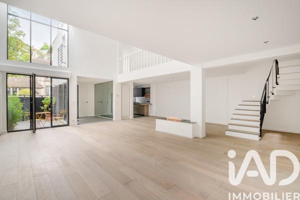 Maison à vendre 5 pièces 215 m² Paris 14