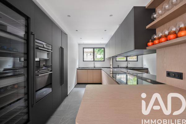 Maison à vendre 5 pièces 215 m² Paris 14