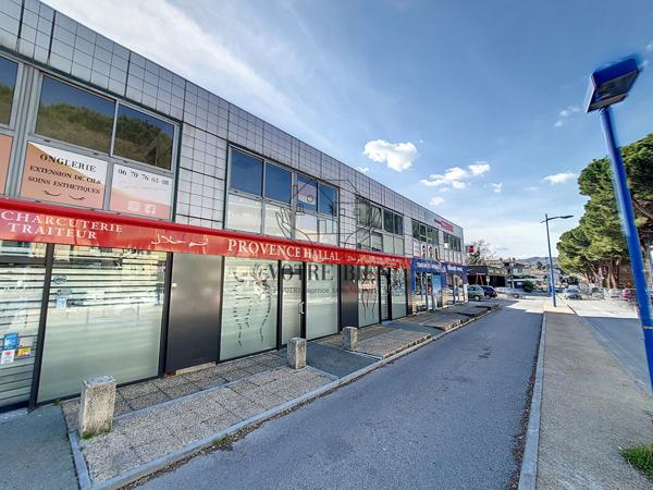 À louer - locaux de 21 m² à Manosque