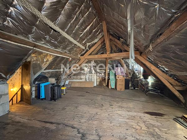 MAISON DE CARACTERE A LE LUDE (72800)