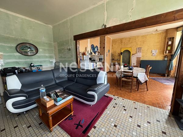 MAISON DE CARACTERE A LE LUDE (72800)