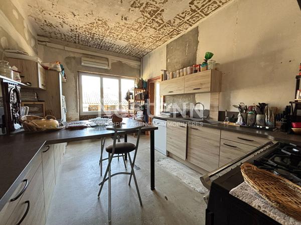 MAISON DE CARACTERE A LE LUDE (72800)