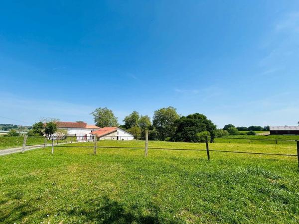 Vente Maison 8 pièces 377 m2 à Hastingues