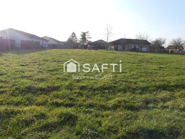 Terrain à bâtir 1 753 m², libre constructeur, hors lotissement