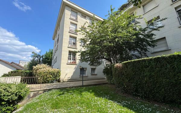 Appartement à vendre    2 pièces • 46,65 m2 Fontenay-aux-Roses