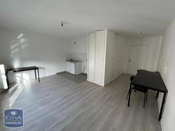 Appartement à louer 1 pièce 30.72m² Poissy (78300)