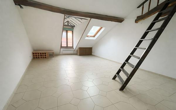 Appartement à vendre    2 pièces • 33 m2 Paris 11