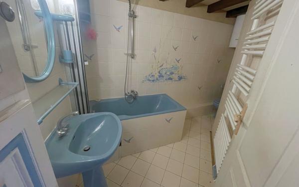 Appartement à vendre    2 pièces • 33 m2 Paris 11