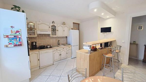 À vendre : Grand duplex de 125 m² à petit prix !