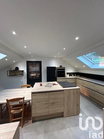 Maison à vendre 6 pièces 216 m² Les Avenières Veyrins-Thuellin