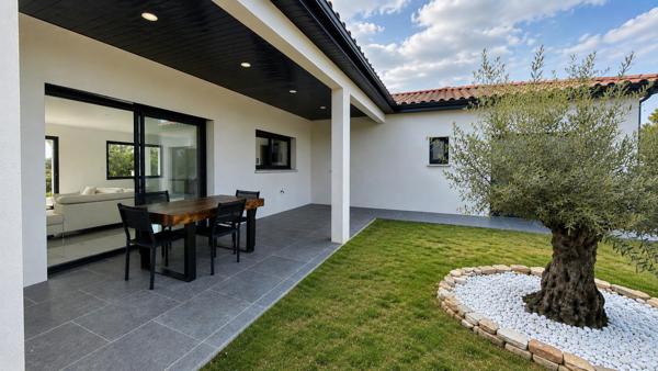 Maison contemporaine 4 pièces avec garage