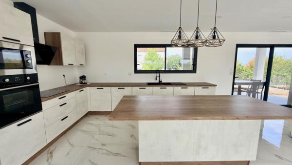Maison contemporaine 4 pièces avec garage