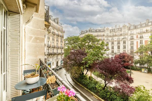 Appartement Paris 18e - JULES JOFFRIN / SQUARE DE CLIGNANCOURT