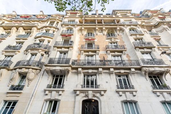 Appartement Paris 18e - JULES JOFFRIN / SQUARE DE CLIGNANCOURT