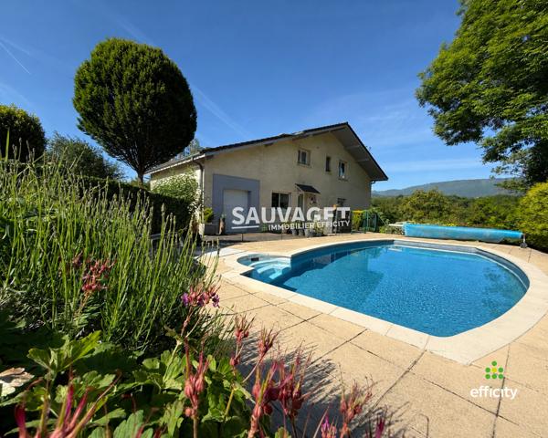 Maison
         7 pièces
        - 176 m² 635 000 € *