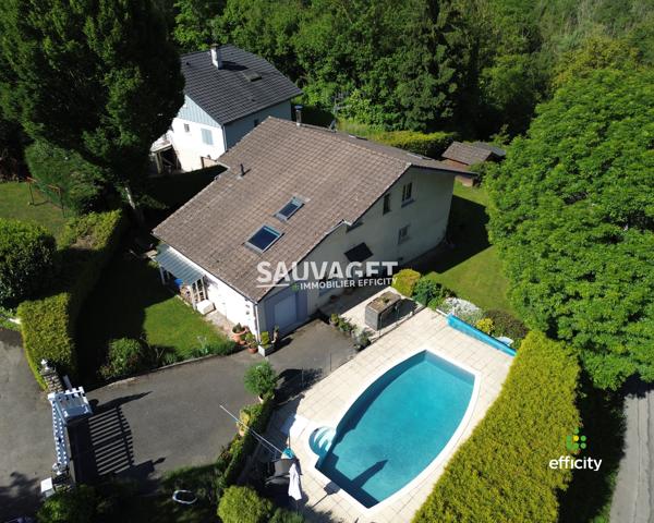 Maison
         7 pièces
        - 176 m² 635 000 € *