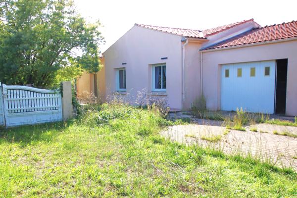Plain pied non mitoyen sur un terrain de 1385 m²