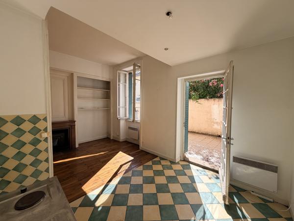 Appartement
         1 pièce
        - 33 m² 199 000 € *