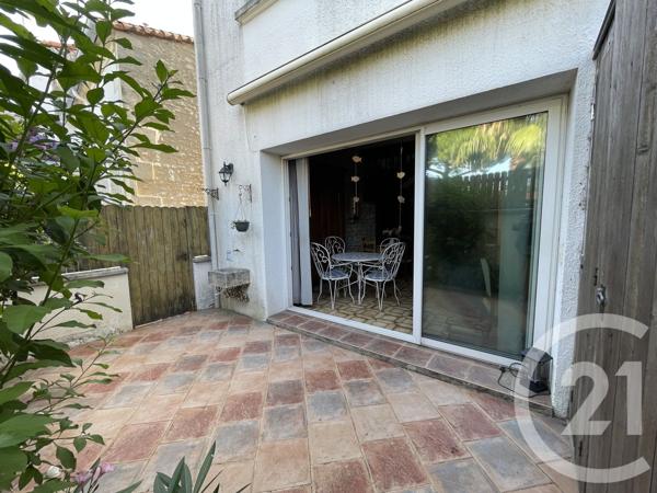 Maison à vendre  6 pièces - 114 m 2   ROYAN  - 17