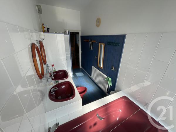 Maison à vendre  6 pièces - 114 m 2   ROYAN  - 17