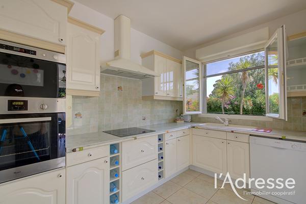 Maison meublée Lucciana 5 pièce(s) 140 m2
