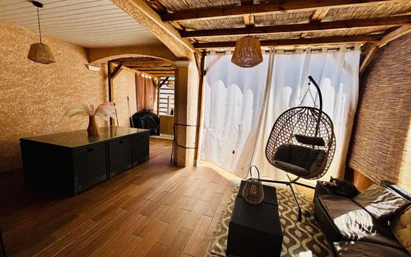 Maison à vendre    6 pièces •  Bours