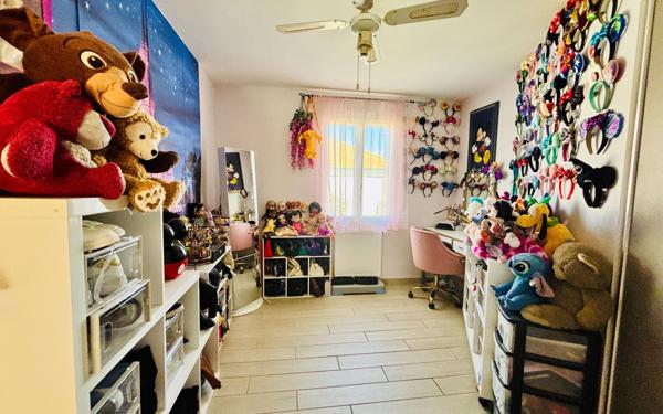 Maison à vendre    6 pièces •  Bours