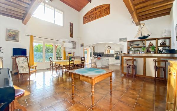 Maison à vendre    5 pièces •  Septfonds