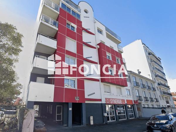 Location Studio 23.69 m² - 93 AVENUE JEAN MERMOZ Billere 64140