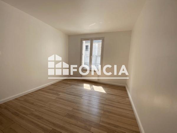 Location Appartement 2 pièces 42.58 m² - 18 RUE CARNOT Poitiers 86000