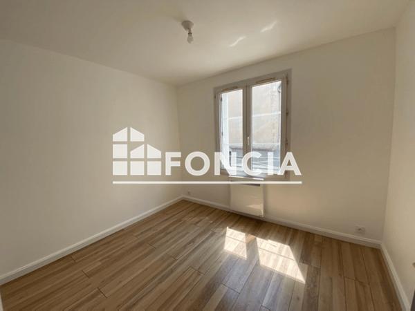 Location Appartement 2 pièces 42.58 m² - 18 RUE CARNOT Poitiers 86000