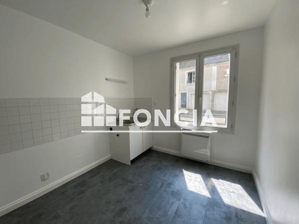 Location Appartement 2 pièces 42.58 m² - 18 RUE CARNOT Poitiers 86000