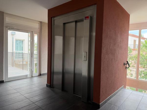 KENNEDY T2 DE 45 m² AVEC TERRASSE, PARKING et CAVE