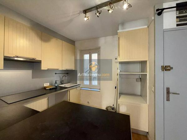Location                                                      Appartement
                        
                     2 pièces                      37 m2                     à Apt
