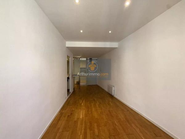 Location                                                      Appartement
                        
                     2 pièces                      37 m2                     à Apt