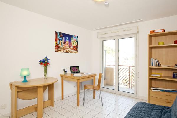 INVESTISSEMENT LOCATIF – Nice – Résidence Étudiante Les Estudines Nice Méditerranée - 4,53% de rentabilité