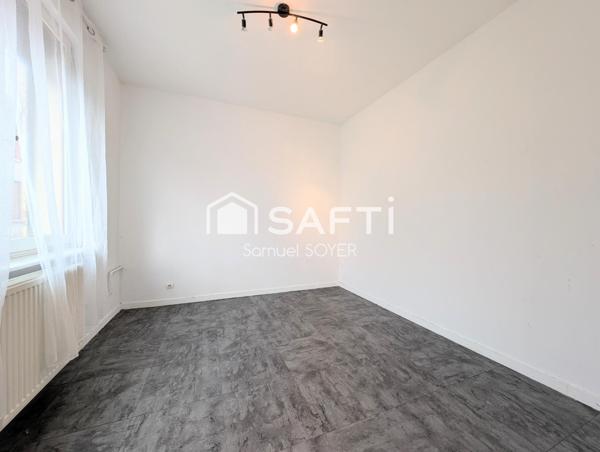 MAISON IND, HABITABLE DE PLAIN-PIED, GARAGE