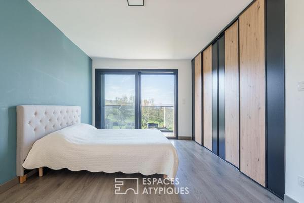 Maison d’architecte contemporaine avec vue sur les montagnes