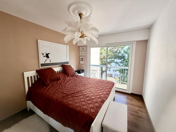 Appartement rénové avec terrasse, garage et parking à vendre – Quartier Albert 1er