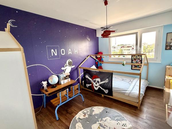 Appartement rénové avec terrasse, garage et parking à vendre – Quartier Albert 1er