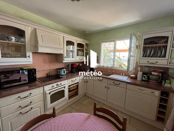 À VENDRE EN VIAGER OCCUPÉ – MAISON DE PLAIN-PIED À LUÇON (85400) Bouquet : 107 500 HAI | Sans rente mensuelle