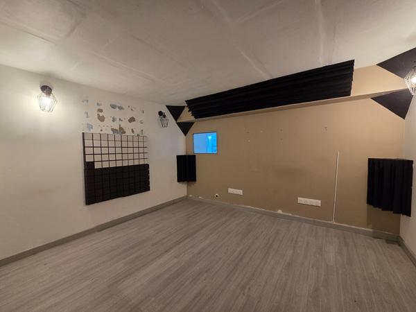 COMMERCIAL CLICHY - 158.76m² , Clichy COMMERCIAL CLICHY - 158.76m² , Clichy
