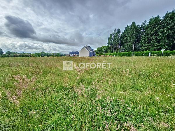 Achat terrain Val d'Oust - 883 m² - 68 395 €