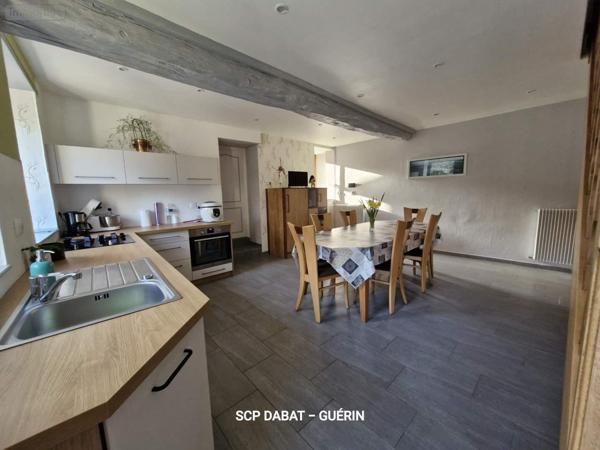 Propriete à vendre à Mortain-Bocage dans la Manche (50140), ref : 8473