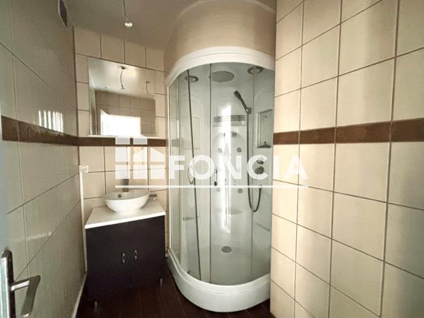 Location Appartement 2 pièces 43 m² - St Etienne Du Rouvray 76800