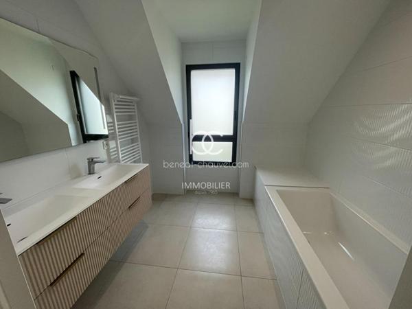 SARZEAU Maison 6 pièces 154 m²
