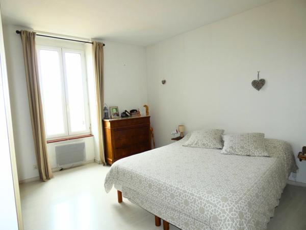 Ravissante maison de village de 101m² avec 3 chambres et un garage moto/vélo