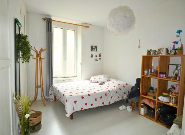 Ravissante maison de village de 101m² avec 3 chambres et un garage moto/vélo