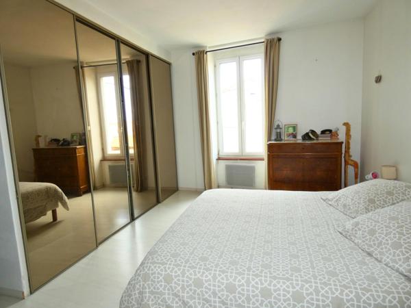 Ravissante maison de village de 101m² avec 3 chambres et un garage moto/vélo