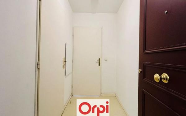 Appartement à vendre    2 pièces • 39,96 m2 Dammarie-les-Lys